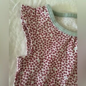 Floral Sleeveless Top by tea collection